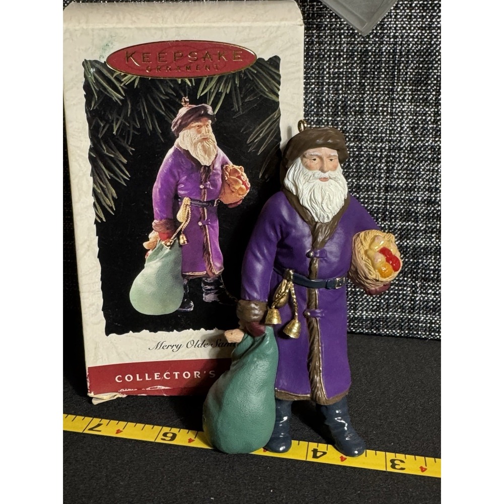 1995 Hallmark Keepsake Christmas Ornament Merry Olde Santa Mint in Original Box